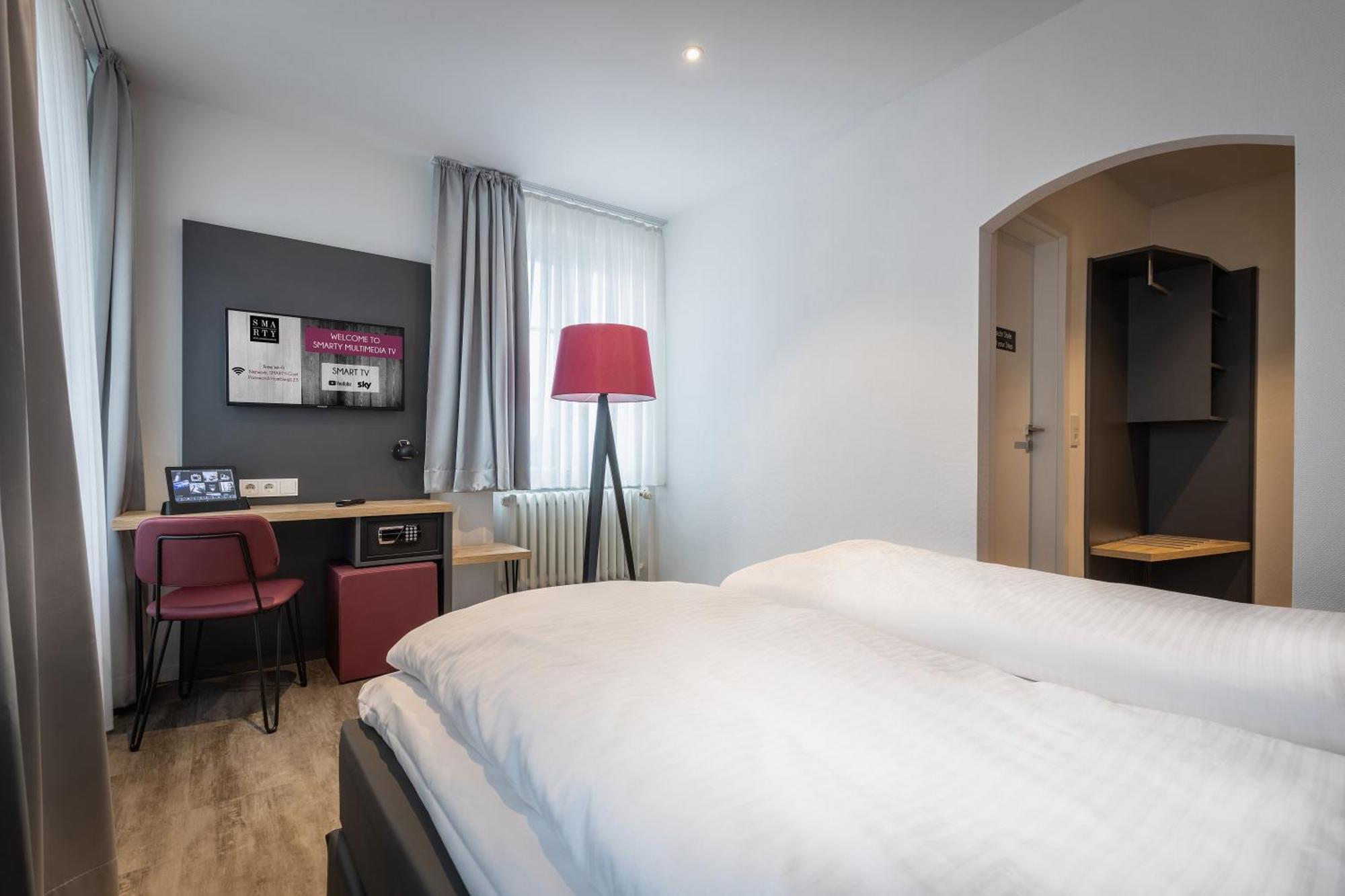 Smarty Hotel Euler Homburg, Saar - Kontaktloser Self Check-In Хомбург Стая снимка
